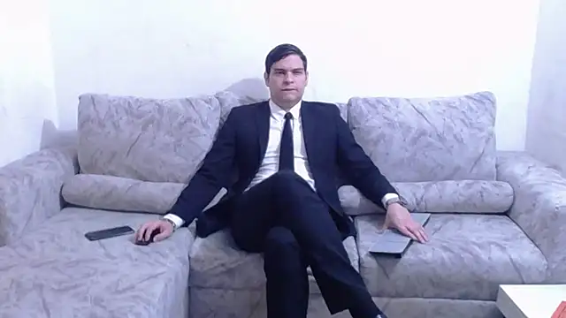 Snapshot of Victor_Maitland chatting on August 4, 2026, 6:45 pm Victor Maitland online show from August 4, 2026, 6:45 pm