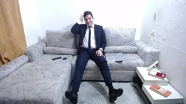 Victor Maitland online show from June 21, 2026, 3:45 am