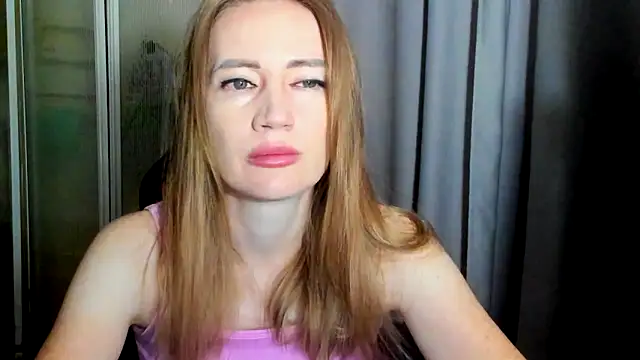 Snapshot of JessFoxxx chatting on June 12, 2026, 3:04 am JessFoxxx online show from June 12, 2026, 3:04 am