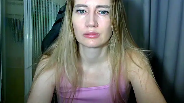 JessFoxxx online show from January 11, 2026, 4:41 am