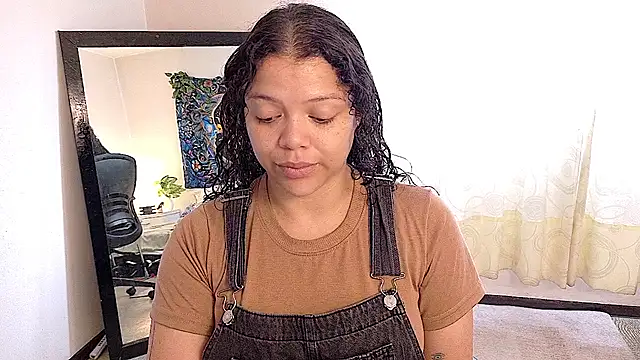 Snapshot of Amanda_sweet chatting on June 18, 2026, 1:27 pm Amanda sweet online show from June 18, 2026, 1:27 pm