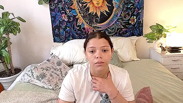 Snapshot of Amanda_sweet chatting on June 14, 2026, 2:29 pm Amanda sweet online show from June 14, 2026, 2:29 pm