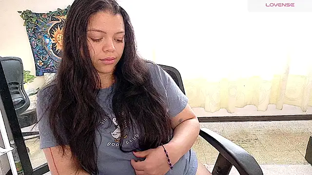 Snapshot of Amanda_sweet chatting on May 11, 2026, 4:04 pm Amanda sweet online show from May 11, 2026, 4:04 pm