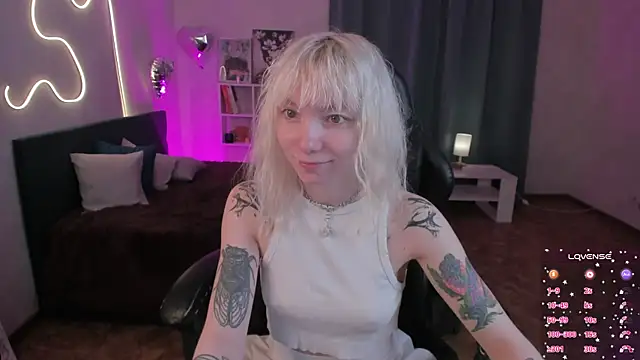 Snapshot of tattoo_art_baby chatting on May 10, 2026, 7:34 am tattoo art baby online show from May 10, 2026, 7:34 am