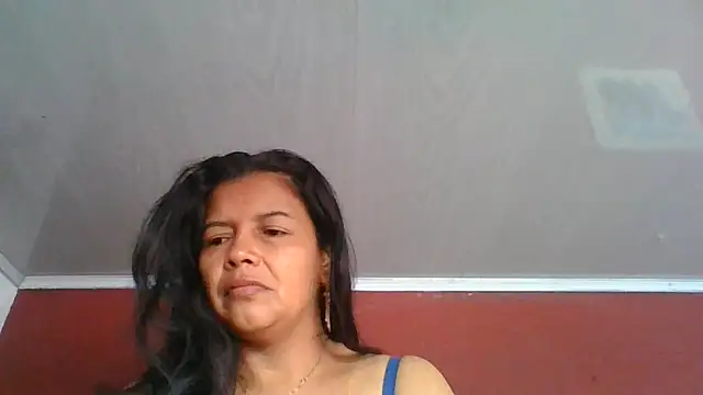 Snapshot of DianaOchoa_ chatting on July 20, 2026, 12:40 pm DianaOchoa online show from July 20, 2026, 12:40 pm