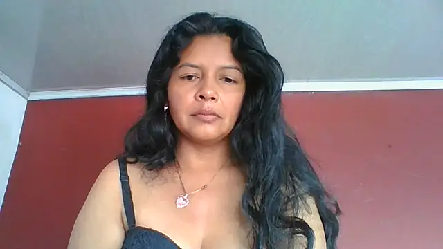 Snapshot of DianaOchoa_ chatting on June 29, 2026, 1:00 pm DianaOchoa online show from June 29, 2026, 1:00 pm