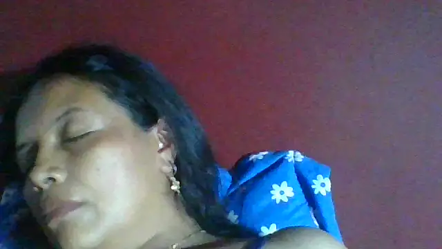 Snapshot of DianaOchoa_ chatting on June 5, 2026, 7:47 am DianaOchoa online show from June 5, 2026, 7:47 am