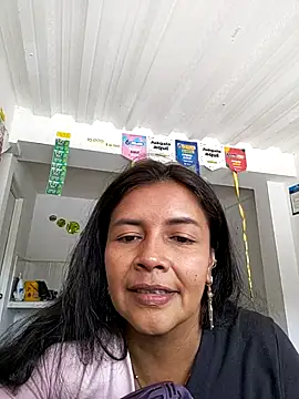 Snapshot of DianaOchoa_ chatting on August 2, 2026, 5:10 pm DianaOchoa online show from August 2, 2026, 5:10 pm