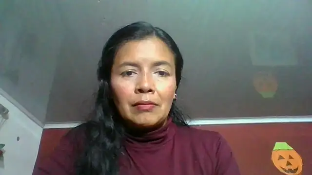 Snapshot of DianaOchoa_ chatting on November 13, 2025, 4:49 am DianaOchoa online show from November 13, 2025, 4:49 am