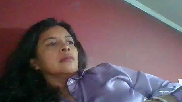 DianaOchoa  online show from February 25, 2026, 11:43 am