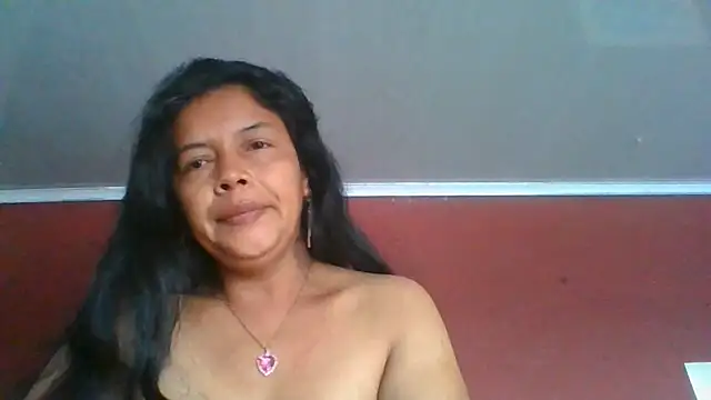 Snapshot of DianaOchoa_ chatting on June 23, 2026, 12:47 pm DianaOchoa online show from June 23, 2026, 12:47 pm