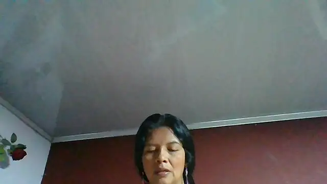 Snapshot of DianaOchoa_ chatting on June 29, 2026, 4:30 am DianaOchoa online show from June 29, 2026, 4:30 am