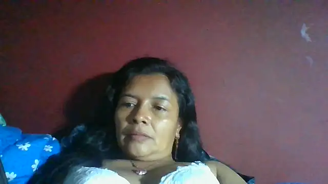 Snapshot of DianaOchoa_ chatting on July 13, 2026, 3:39 am DianaOchoa online show from July 13, 2026, 3:39 am