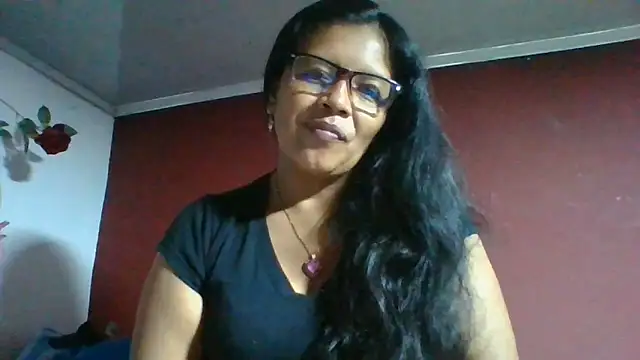 Snapshot of DianaOchoa_ chatting on June 14, 2026, 2:57 am DianaOchoa online show from June 14, 2026, 2:57 am