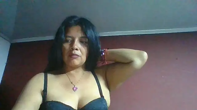 Snapshot of DianaOchoa_ chatting on June 24, 2026, 3:16 am DianaOchoa online show from June 24, 2026, 3:16 am