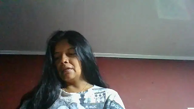 Snapshot of DianaOchoa_ chatting on June 17, 2026, 10:14 am DianaOchoa online show from June 17, 2026, 10:14 am