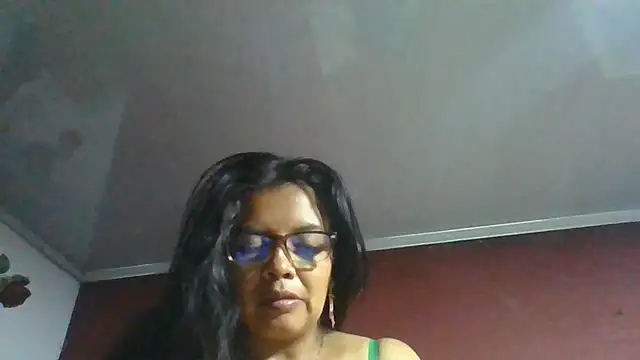 Snapshot of DianaOchoa_ chatting on July 17, 2026, 3:15 am DianaOchoa online show from July 17, 2026, 3:15 am