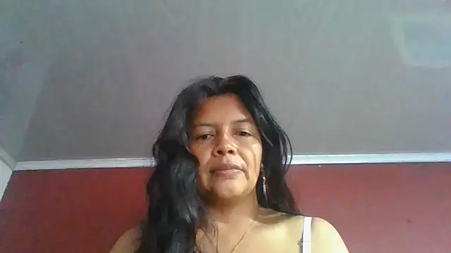 Snapshot of DianaOchoa_ chatting on July 12, 2026, 12:17 pm DianaOchoa online show from July 12, 2026, 12:17 pm