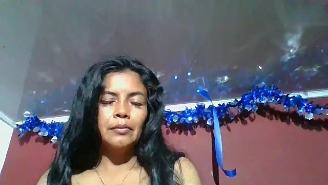 DianaOchoa  online show from December 1, 2025, 10:38 am