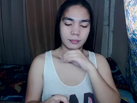 Snapshot of Simple_Martina chatting on November 22, 2025, 1:48 am Simple Martina online show from November 22, 2025, 1:48 am