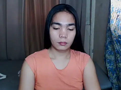 Snapshot of Simple_Martina chatting on December 20, 2025, 2:47 am Simple Martina online show from December 20, 2025, 2:47 am