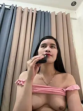 Snapshot of pinay_amaliax chatting on July 20, 2026, 12:29 pm pinay amaliax online show from July 20, 2026, 12:29 pm