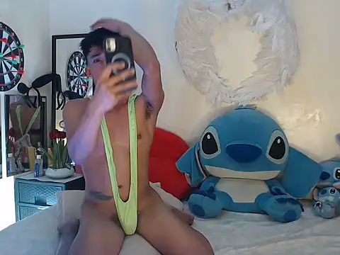 Snapshot of good_boy_in_bed chatting on October 23, 2025, 3:43 pm good boy in bed online show from October 23, 2025, 3:43 pm