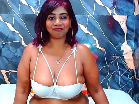 Snapshot of indianerotica69 chatting on August 6, 2026, 5:30 pm indianerotica69 online show from August 6, 2026, 5:30 pm