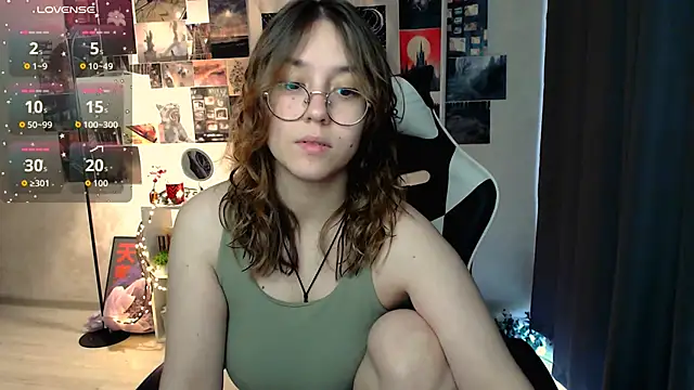 ameliameadd online show from September 28, 2025, 7:59 am