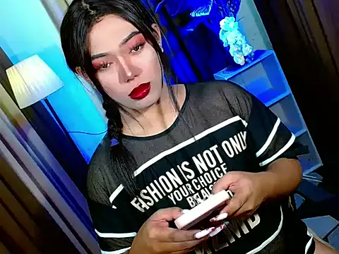 Snapshot of bigfattycocksonya27 chatting on February 6, 2026, 10:33 am bigfattycocksonya27 online show from February 6, 2026, 10:33 am