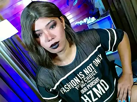 bigfattycocksonya27 online show from May 6, 2026, 5:00 am