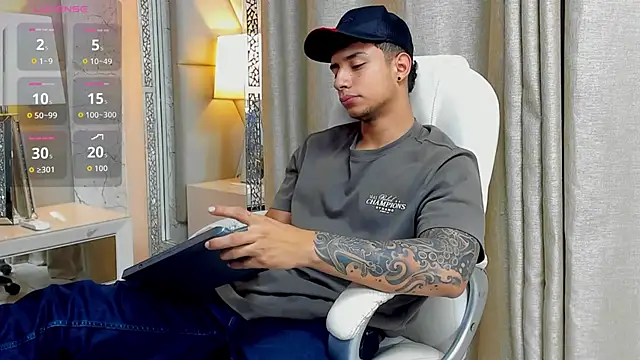 jaze bradley online show from October 11, 2025, 11:44 am