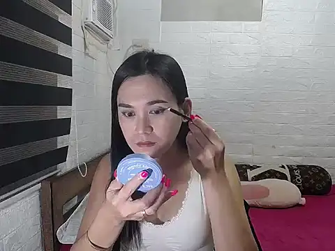 Snapshot of Angel22389 chatting on November 13, 2025, 10:19 am Angel22389 online show from November 13, 2025, 10:19 am