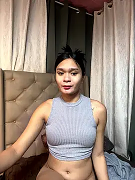 yourlovingperlita69 online show from January 17, 2026, 4:43 pm