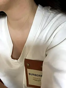  kween23 online show from October 29, 2025, 9:08 am