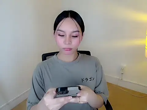 holly tabby online show from January 10, 2026, 9:21 pm