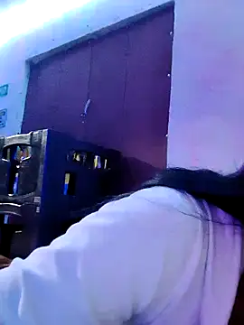 Snapshot of lunna_07 chatting on October 12, 2025, 11:50 pm lunna 07 online show from October 12, 2025, 11:50 pm