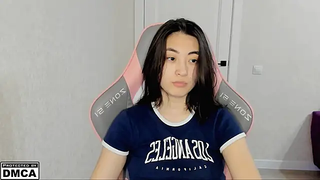 MeilideQian1 online show from October 18, 2025, 3:14 pm