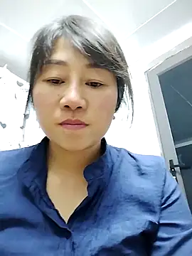 babychill09 online show from April 10, 2026, 1:29 pm