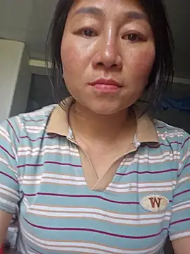 babychill09 online show from April 7, 2026, 4:14 am