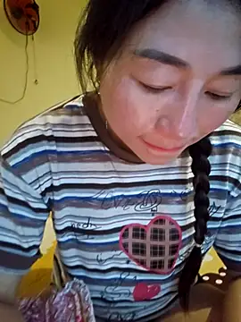 babychill09 online show from October 7, 2025, 2:12 am