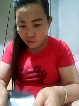 jienrrr online show from June 6, 2026, 12:43 pm