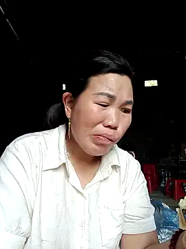 jienrrr online show from September 23, 2025, 1:34 am