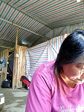 Snapshot of yoowwmr chatting on November 7, 2025, 4:50 am yoowwmr online show from November 7, 2025, 4:50 am