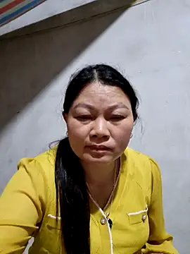 Snapshot of yoowwmr chatting on October 26, 2025, 1:22 pm yoowwmr online show from October 26, 2025, 1:22 pm