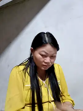 Snapshot of yoowwmr chatting on October 27, 2025, 1:34 pm yoowwmr online show from October 27, 2025, 1:34 pm