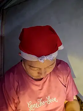 Snapshot of yoowwmr chatting on November 18, 2025, 1:54 am yoowwmr online show from November 18, 2025, 1:54 am