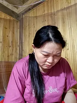 Snapshot of yoowwmr chatting on November 3, 2025, 3:26 pm yoowwmr online show from November 3, 2025, 3:26 pm