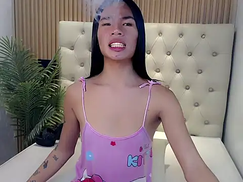 Snapshot of SexualDesire1x chatting on November 6, 2025, 3:38 pm SexualDesire1x online show from November 6, 2025, 3:38 pm