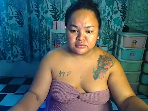 Snapshot of clasyprinces chatting on May 17, 2026, 1:33 pm clasyprinces online show from May 17, 2026, 1:33 pm